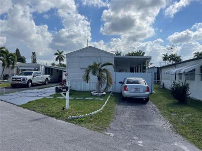 8670 SW 18th Court, Davie, 佛羅里達州 33324, 美國