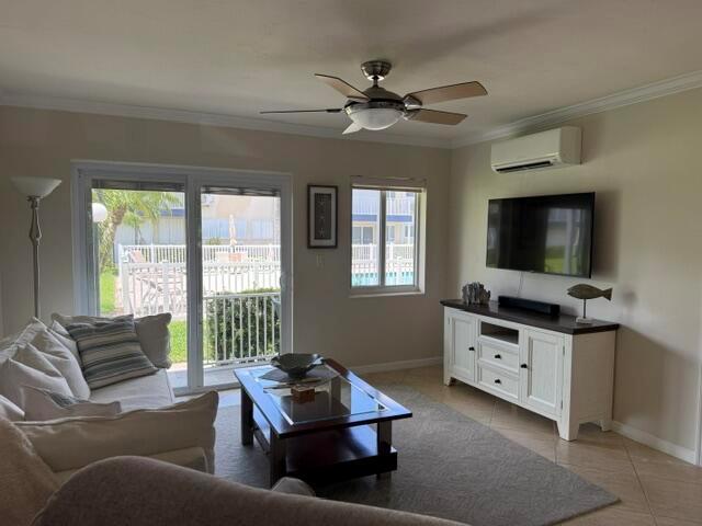 223 S FEDERAL Highway 17, Dania Beach, Florida 33004, USA