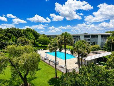 2504 Antigua Ter F4, Coconut Creek, Florida 33066, USA