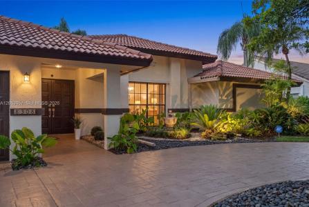 8308 NW 74th St, Tamarac, Florida 33321