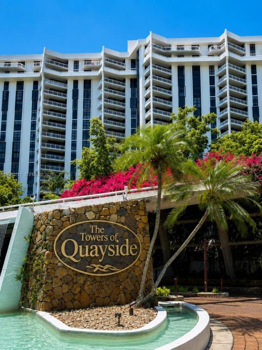 4000 Towerside Ter 301, Miami, Florida 33138, Stati Uniti