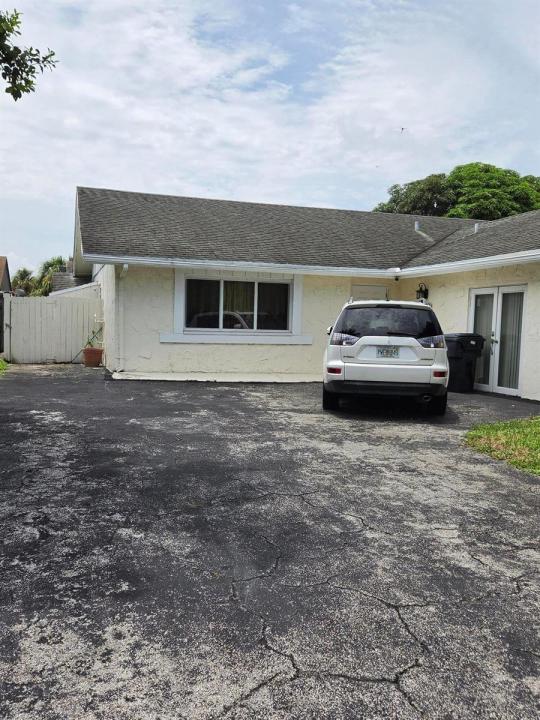 7520 SW 6TH SW Court, North Lauderdale, Floride 33068, États-Unis