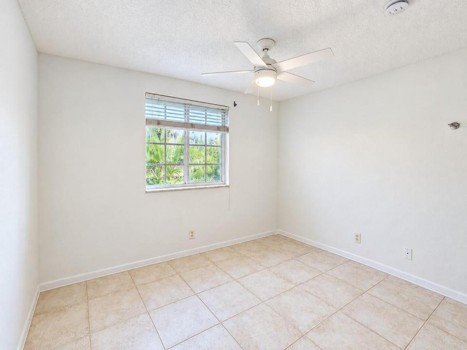 3660 San Simeon Circle, Weston, Florida 33331, USA