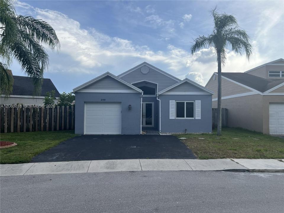 289 SW 159th Ln, Sunrise, Florida 33326, USA