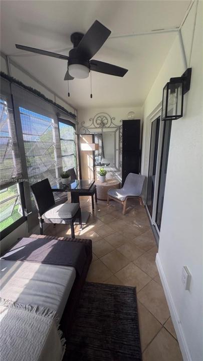 13550 SW 6th Ct 301A, Pembroke Pines, Florida 33027, Stati Uniti