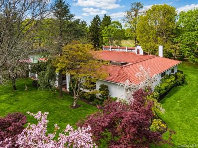 8 Plaka Court, Oyster Bay, Nova Iorque 11545, Estados Unidos