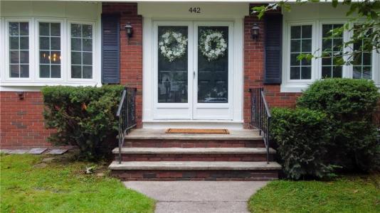 442 Eastview Avenue, Somerset, Massachusetts 02726, Estados Unidos