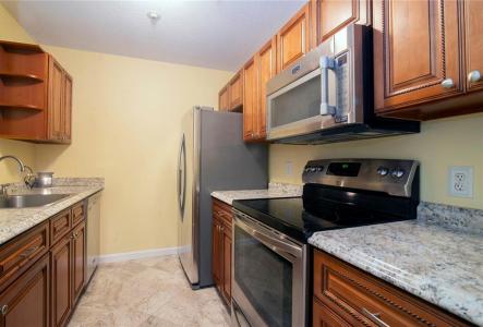 19 Apache Drive E, Westerly, Rhode Island 02891, USA