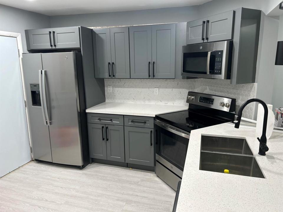 6361 N FALLS CIR Drive 212, Lauderhill, Florida 33319, Stati Uniti