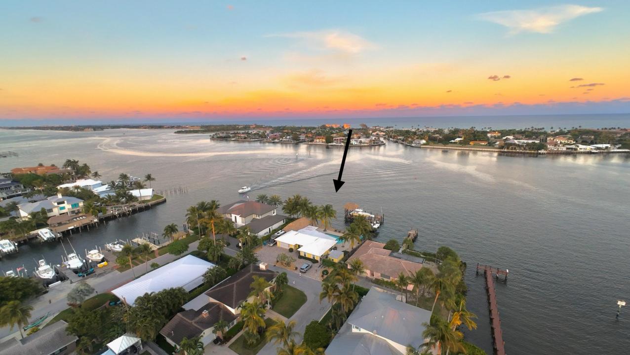 844 East Drive, Boynton Beach, Florida 33435