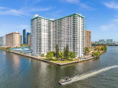 301 174th St 2205, Sunny Isles Beach, Florida 33160, USA