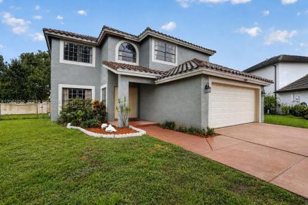 1580 SW 87th Ter, Pembroke Pines, Florida 33025, USA
