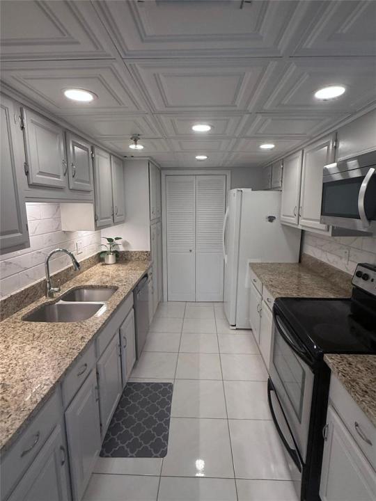 859 JEFFERY Street 1040, Boca Raton, Floride 33487, États-Unis
