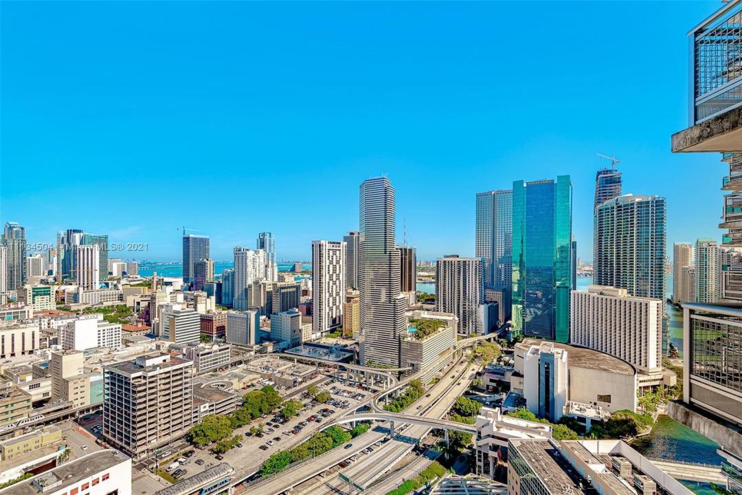 350 S MIAMI Avenue 3711, Miami, Florida 33130, USA