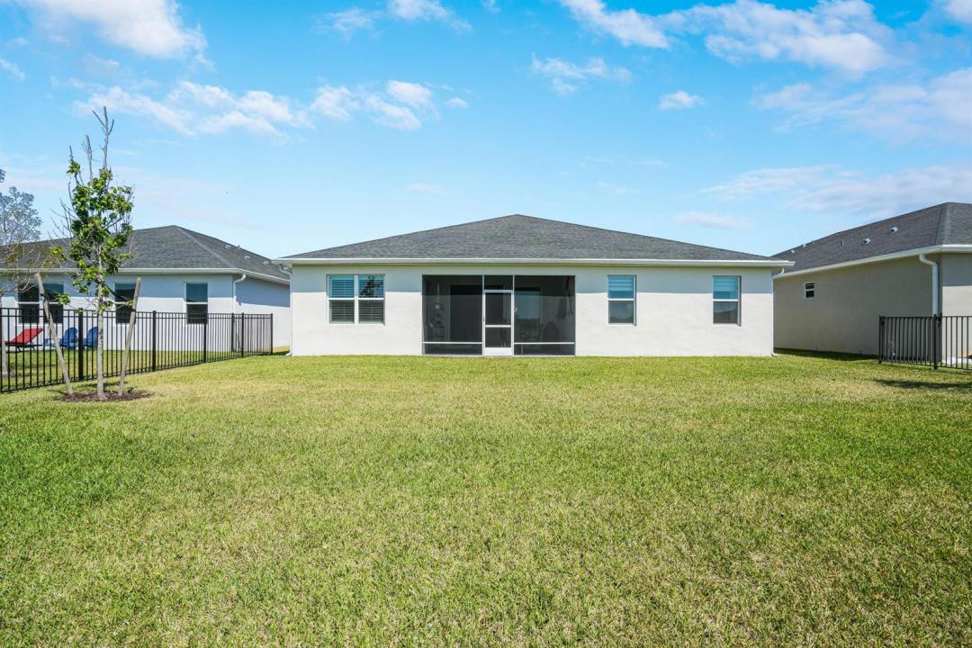 6801 NW Cloverdale Avenue, Port St. Lucie, Florida 34987, Stati Uniti