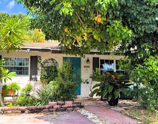 3803 HEATHER W Drive, Florida 33463, USA