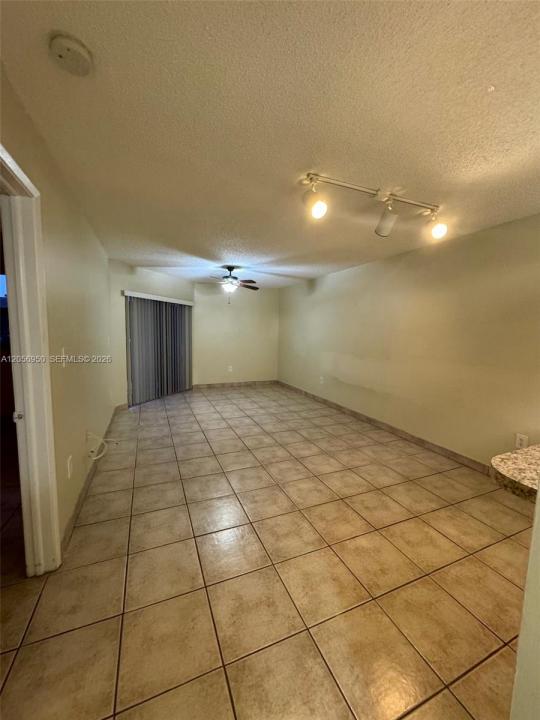 9945 Nob Hill Ct 9945, Sunrise, Floride 33351, États-Unis