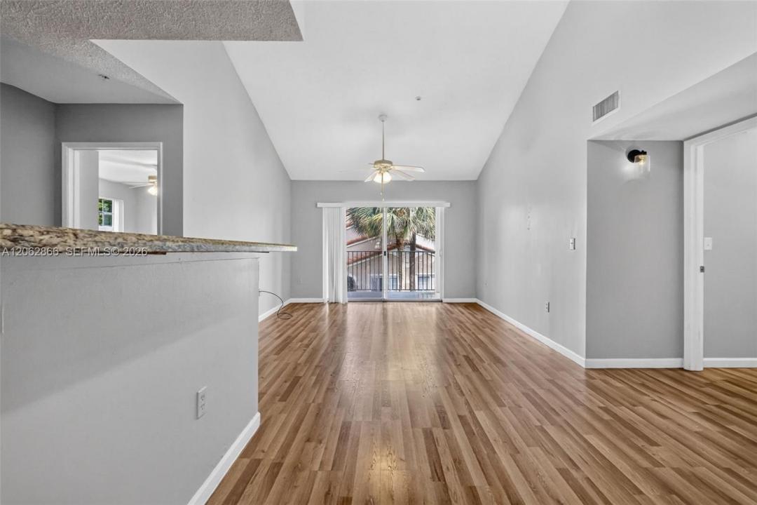 7808 Sonoma Springs Cir 304, Lake Worth, Floride 33463, États-Unis