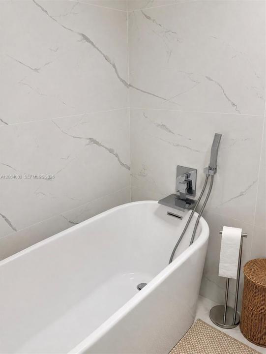9625 NW 36th Ave REAR B, Miami, Floride 33147, États-Unis