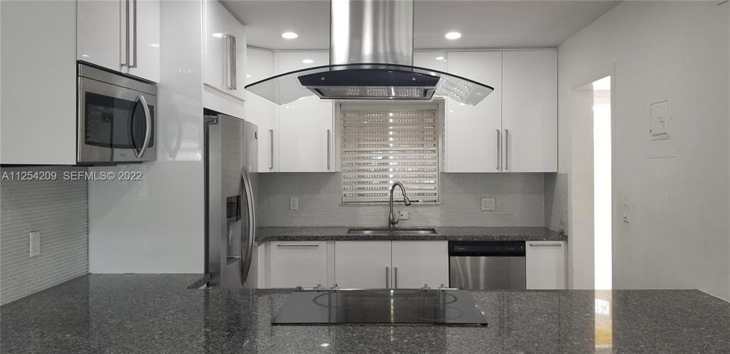 5170 SW 40TH Avenue 8E, Dania Beach, Floride 33314, États-Unis