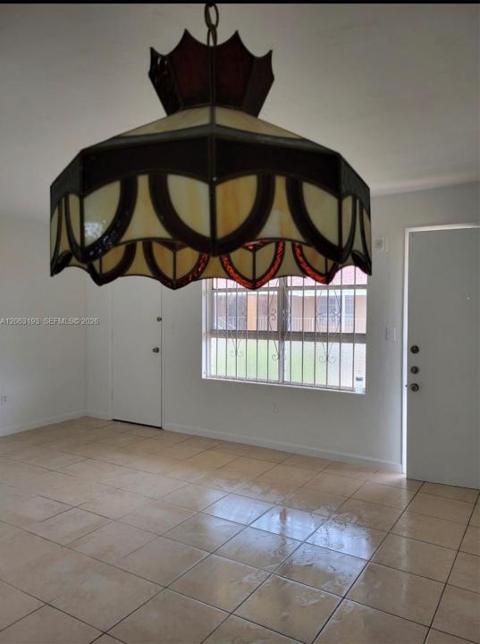 3881 W Flagler St 305, Miami, Florida 33134, Stati Uniti