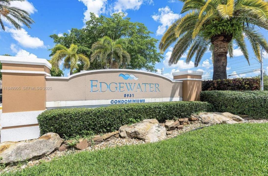 8955 WILES Road 306, Coral Springs, Floride 33067, États-Unis