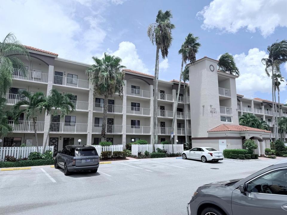 6241 POINTE REGAL Circle 404, Delray Beach, Florida 33484, USA