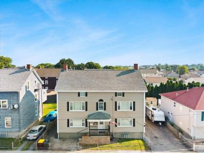 72 Tower Street, Fall River, Massachusetts 02724, USA