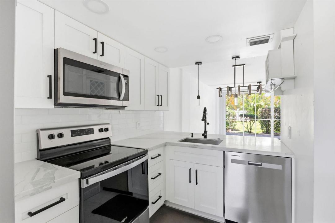 118 Royal Park Drive 1B, Oakland Park, Floride 33309, États-Unis