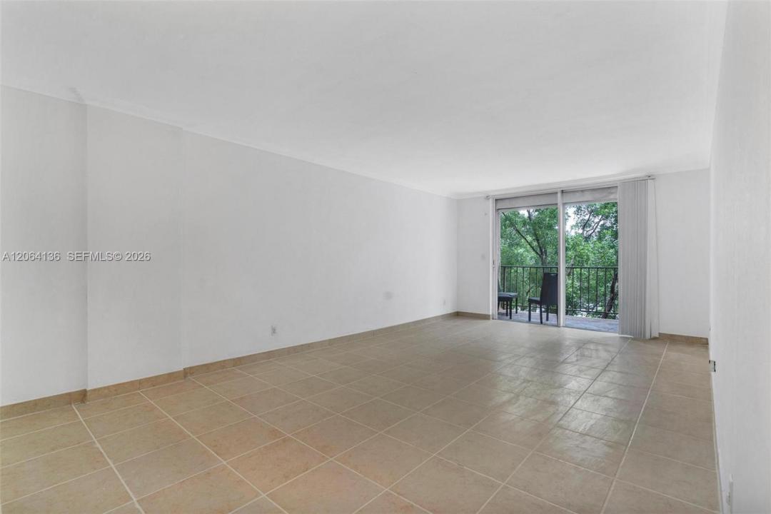 1465 NE 123rd St 416, North Miami, Florida 33161, Stati Uniti