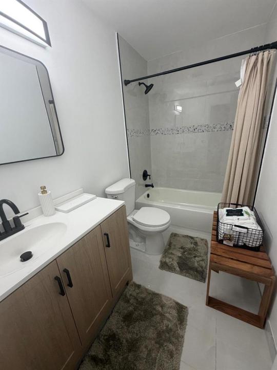 8700 NW 45TH Court, Lauderhill, Florida 33351, USA