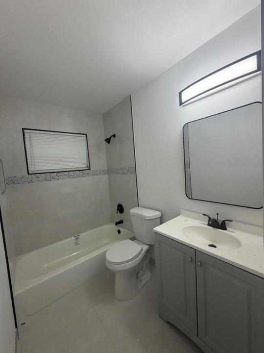 821 SW 62ND Avenue, North Lauderdale, Florida 33068, USA