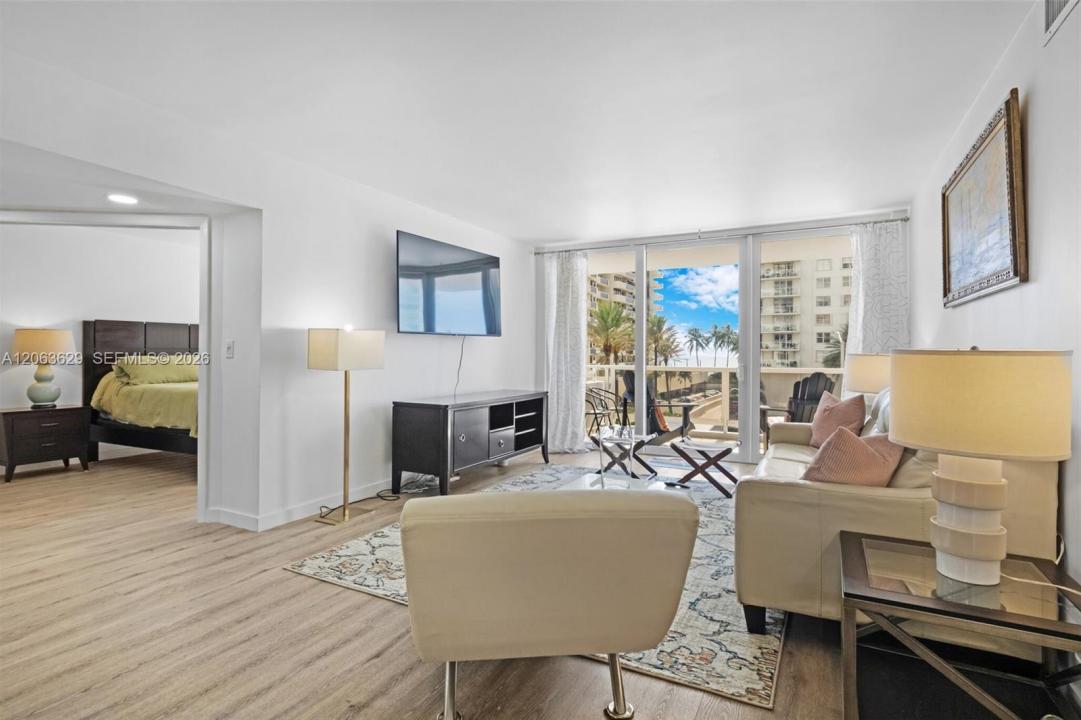 5700 Collins Ave 4C, Miami Beach, Floride 33140, États-Unis
