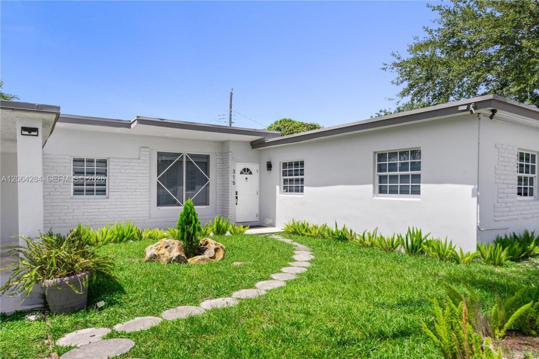 315 NW 106th ST, Miami, Floride 33150, États-Unis