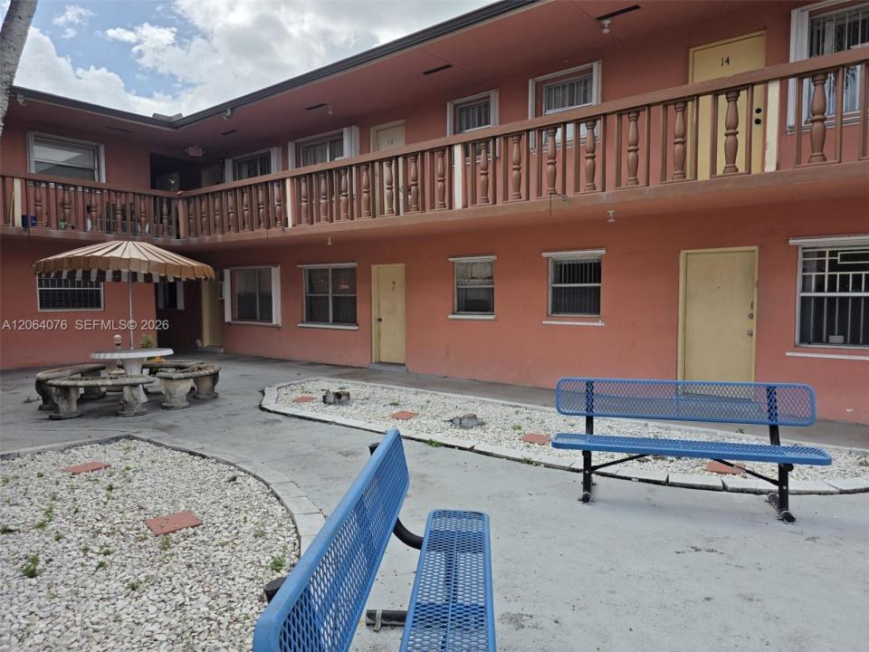 45 E 11th St 15, Hialeah, Flórida 33010, Estados Unidos