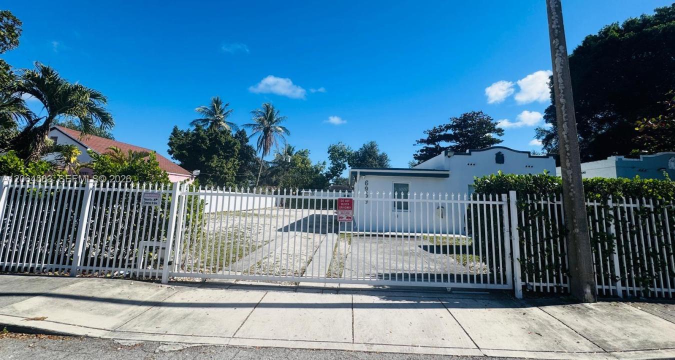 6959 NW 4th Ave, Miami, Flórida 33150, Estados Unidos