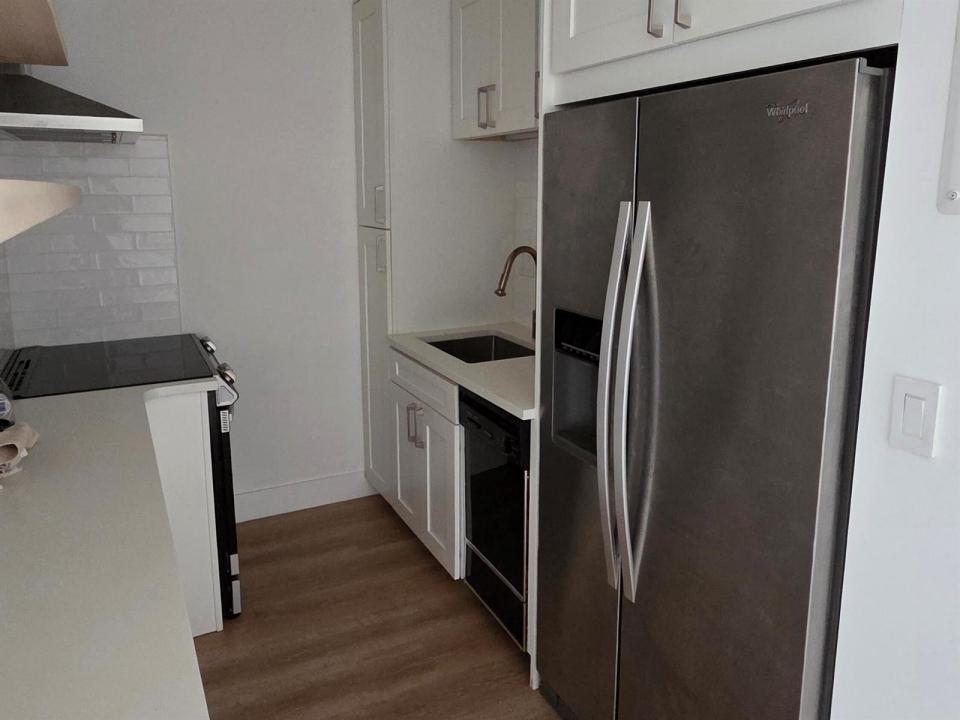 1001 SE 16TH Street 7, Fort Lauderdale, Florida 33316, USA