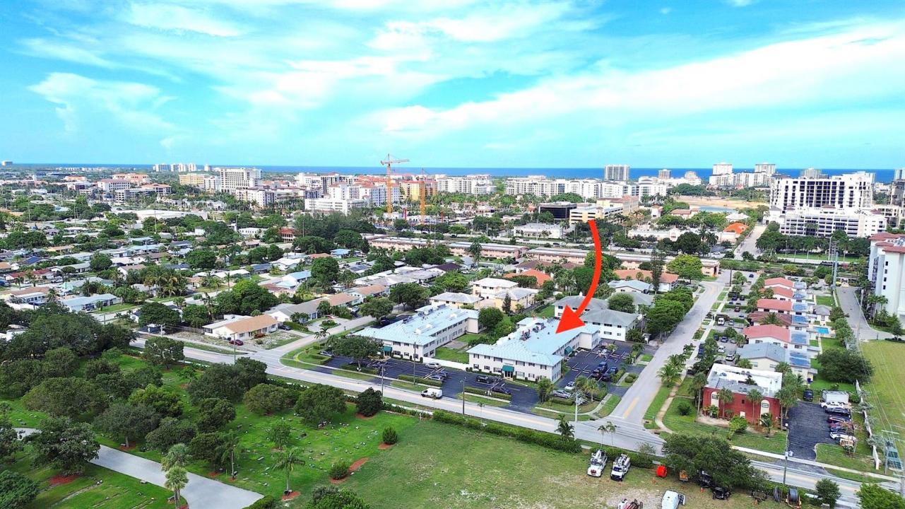 299 SW 7TH Street 2060, Boca Raton, Floride 33432, États-Unis