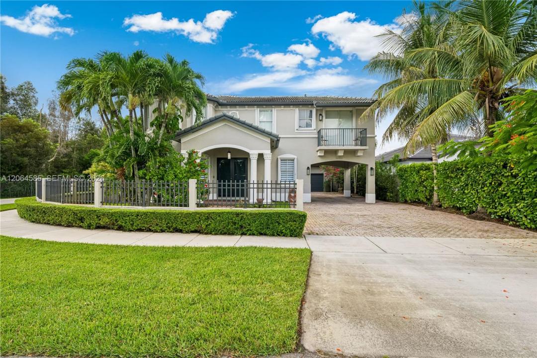 14900 SW 10th St, Miami, Florida 33194, USA