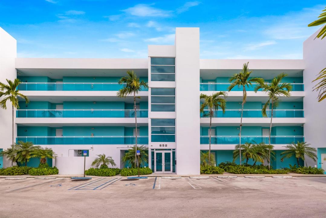 652 NE 63RD Street 206, Miami, Florida 33138, Stati Uniti
