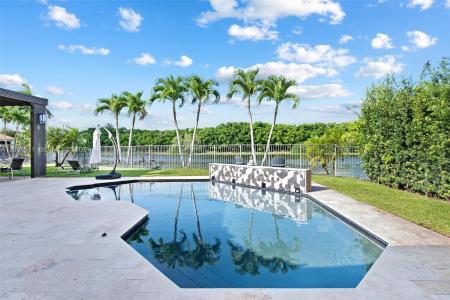 2498 Eagle Run Dr, Weston, Florida 33327, Stati Uniti