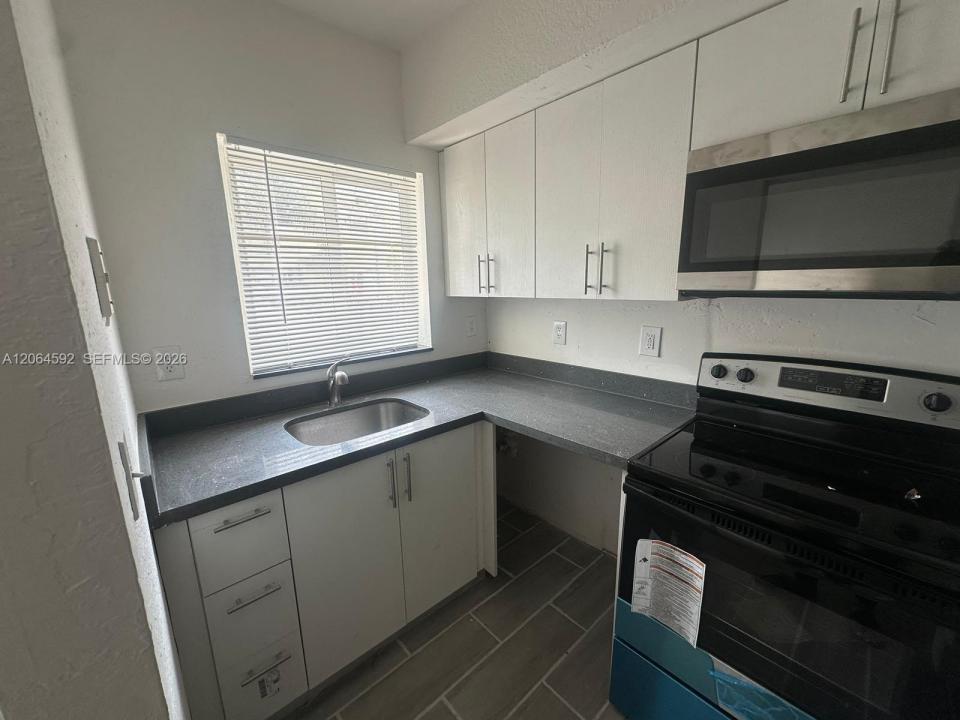 8325 NW 5th Ave 8325, Miami, 플로리다 33150, 미국