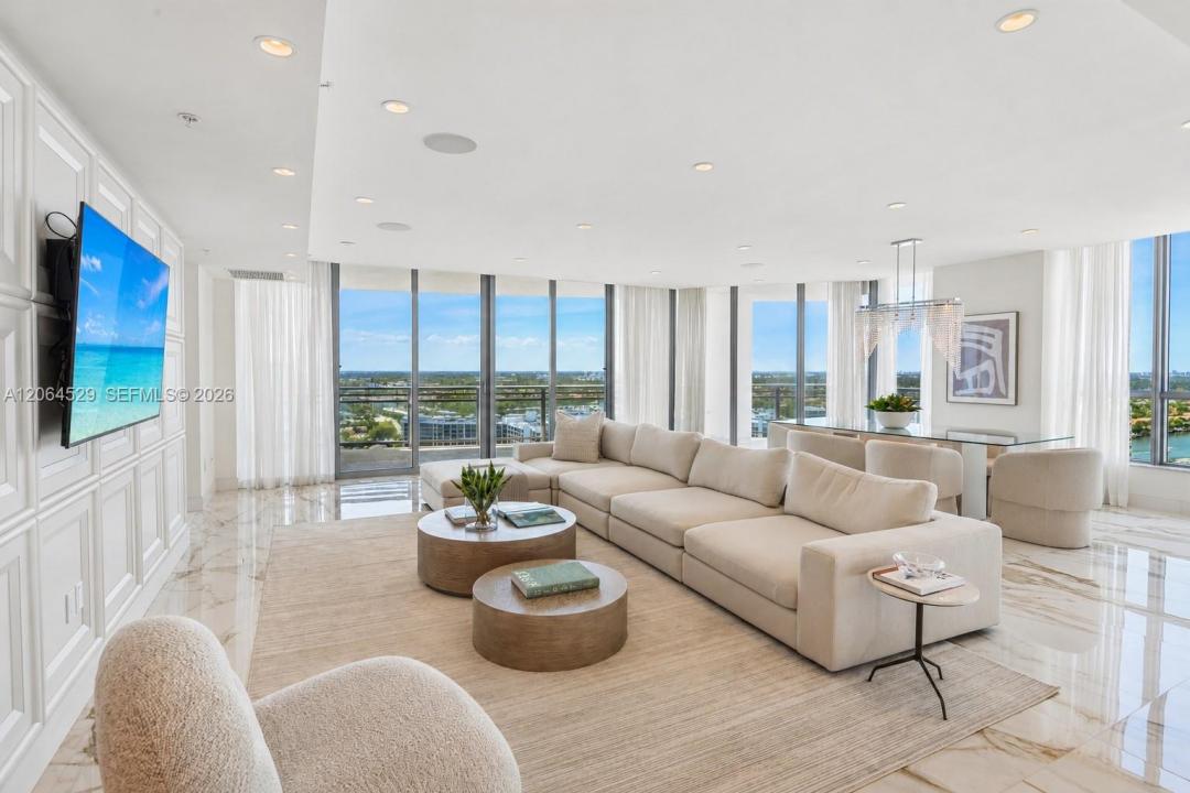 3535 S Ocean Dr 2106, Hollywood, Florida 33019, USA