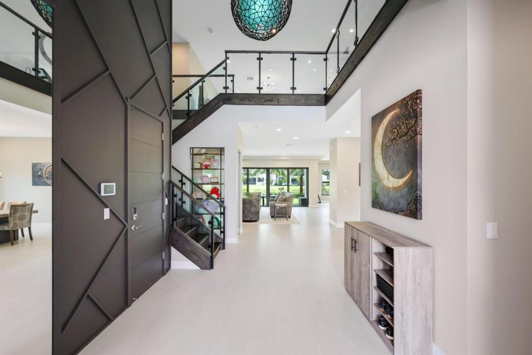 17092 Five Waters Avenue, Boca Raton, Florida 33496, USA