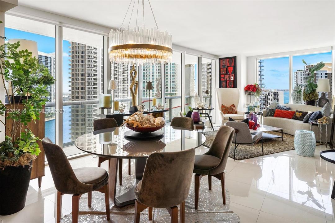 495 Brickell Ave 1802, Miami, Flórida 33131, Estados Unidos