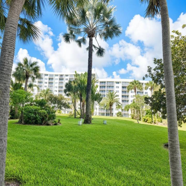 2731 NE 14TH ST 421, Pompano Beach, Floride 33062, États-Unis