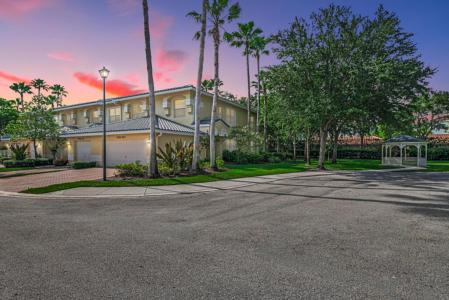 9786 Midship Way 203, Royal Palm Beach, فلوريدا 33411, الولايات المتحدة