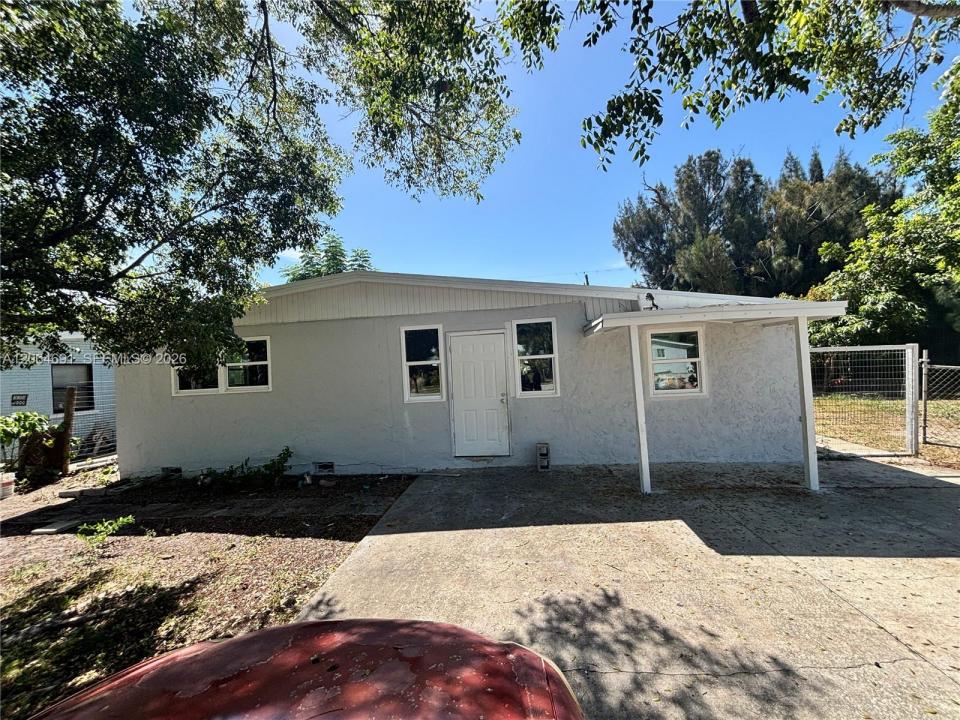 5442 Fourth Ave, Fort Myers, Floride 33907, États-Unis