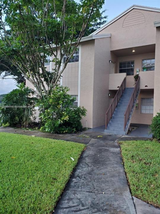 1851 NW 96th Ter 6C, Pembroke Pines, Floride 33024, États-Unis