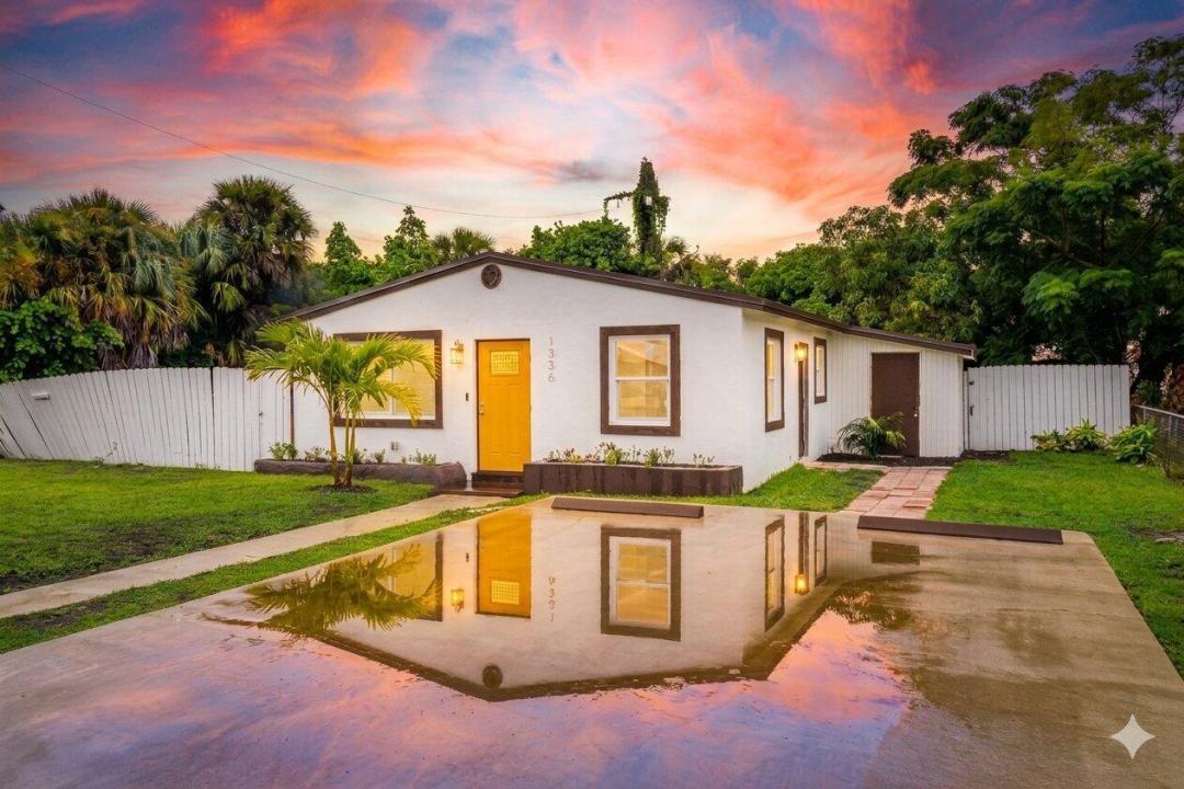 1336 W 6TH Street, Riviera Beach, Flórida 33404, Estados Unidos